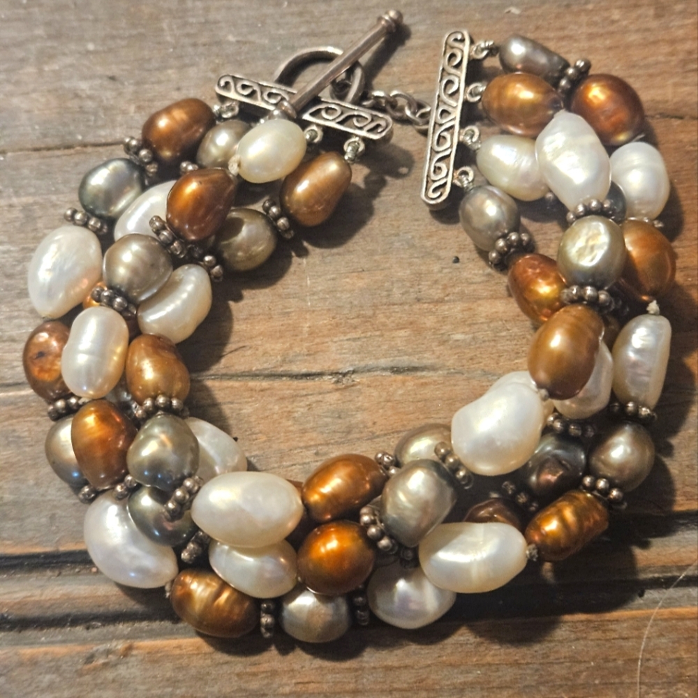 VTG.4 STRAND FRESHWATER PEARL BRACELET.4 COLOR,HAND KNOTTED STERLING CLASP.GORG!
